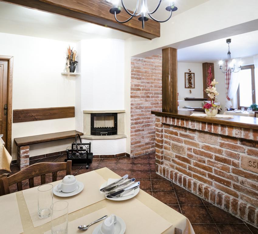 Penzion Moravský sommeliér Valtice Exterior foto